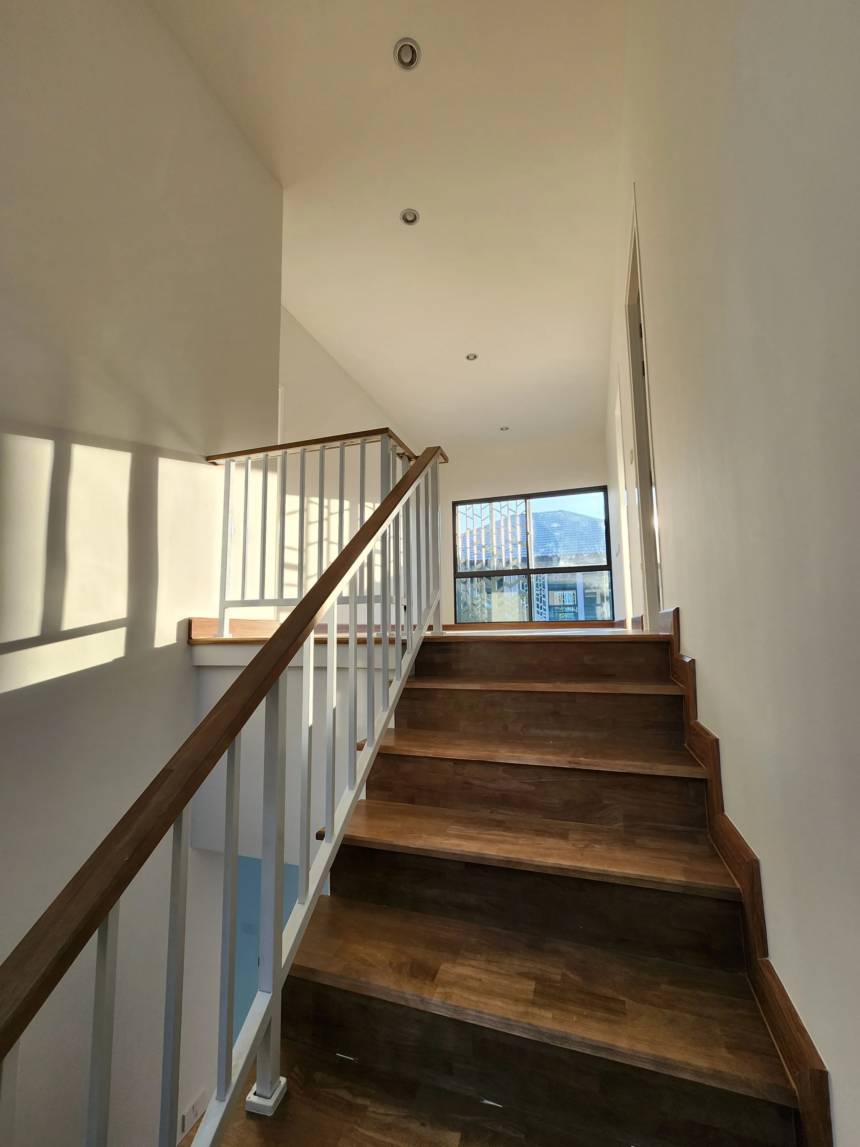 Perfect Life Construction ศูนย์รับสร้างบ้าน ภาพผลงาน Chewarom Nakon In บ้านเดี่ยว รูปที่ 6