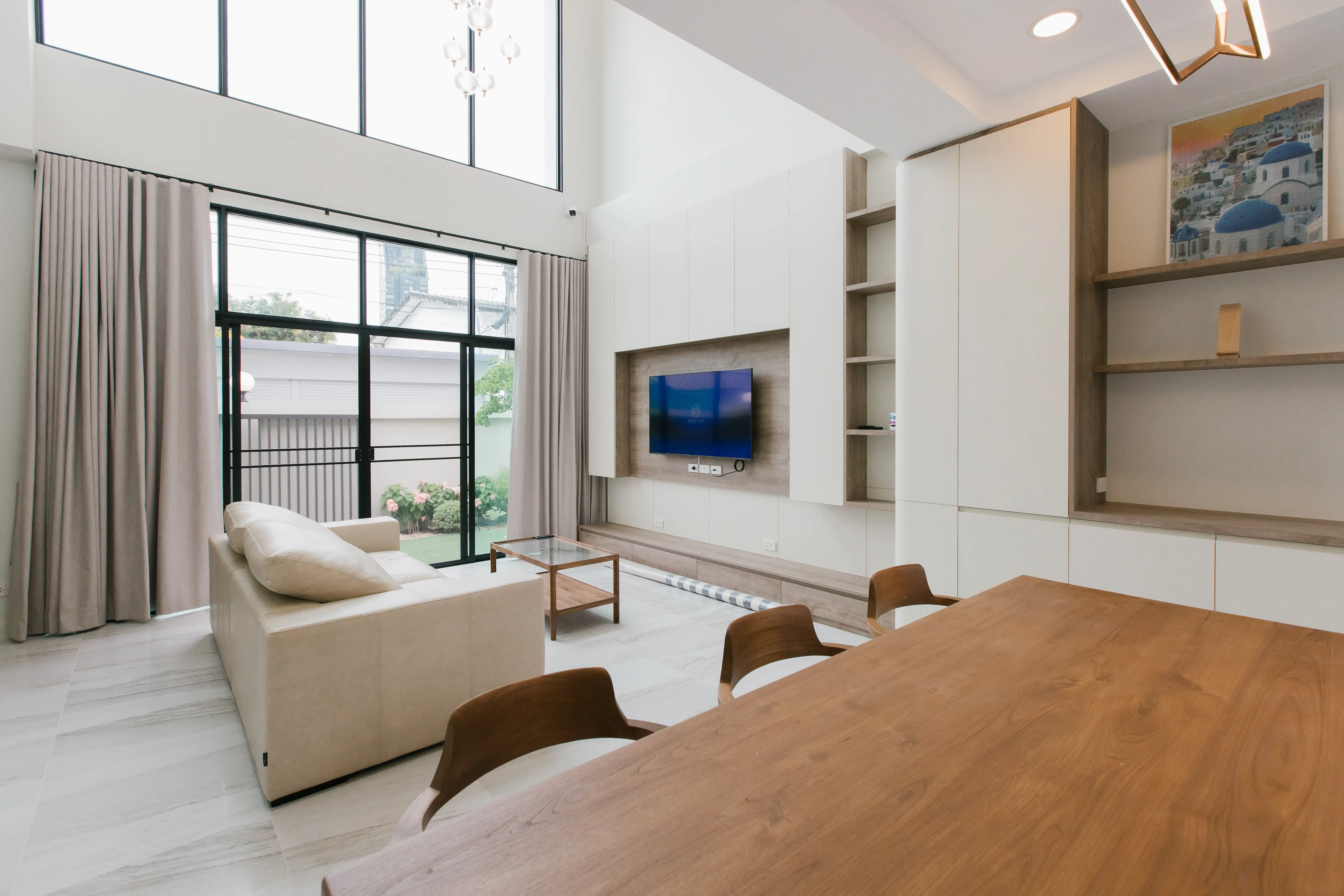 Perfect Life Construction ศูนย์รับสร้างบ้าน ภาพผลงาน บ้านสไตล์ MODERN บ้านคุณเอมมี่คุณแบงค์ รูปที่ 9