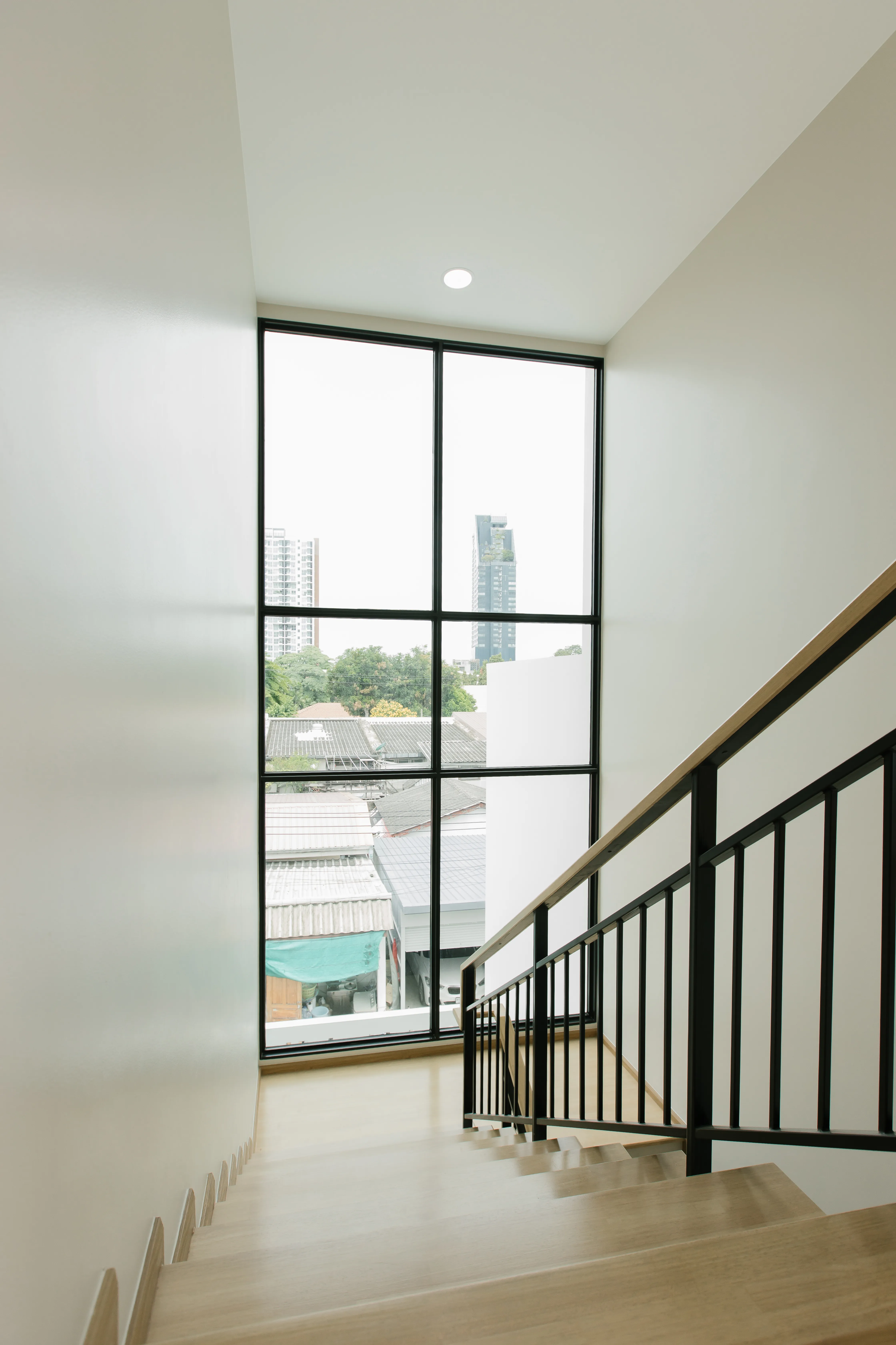 Perfect Life Construction ศูนย์รับสร้างบ้าน ภาพผลงาน บ้านสไตล์ MODERN บ้านคุณเอมมี่คุณแบงค์ รูปที่ 22