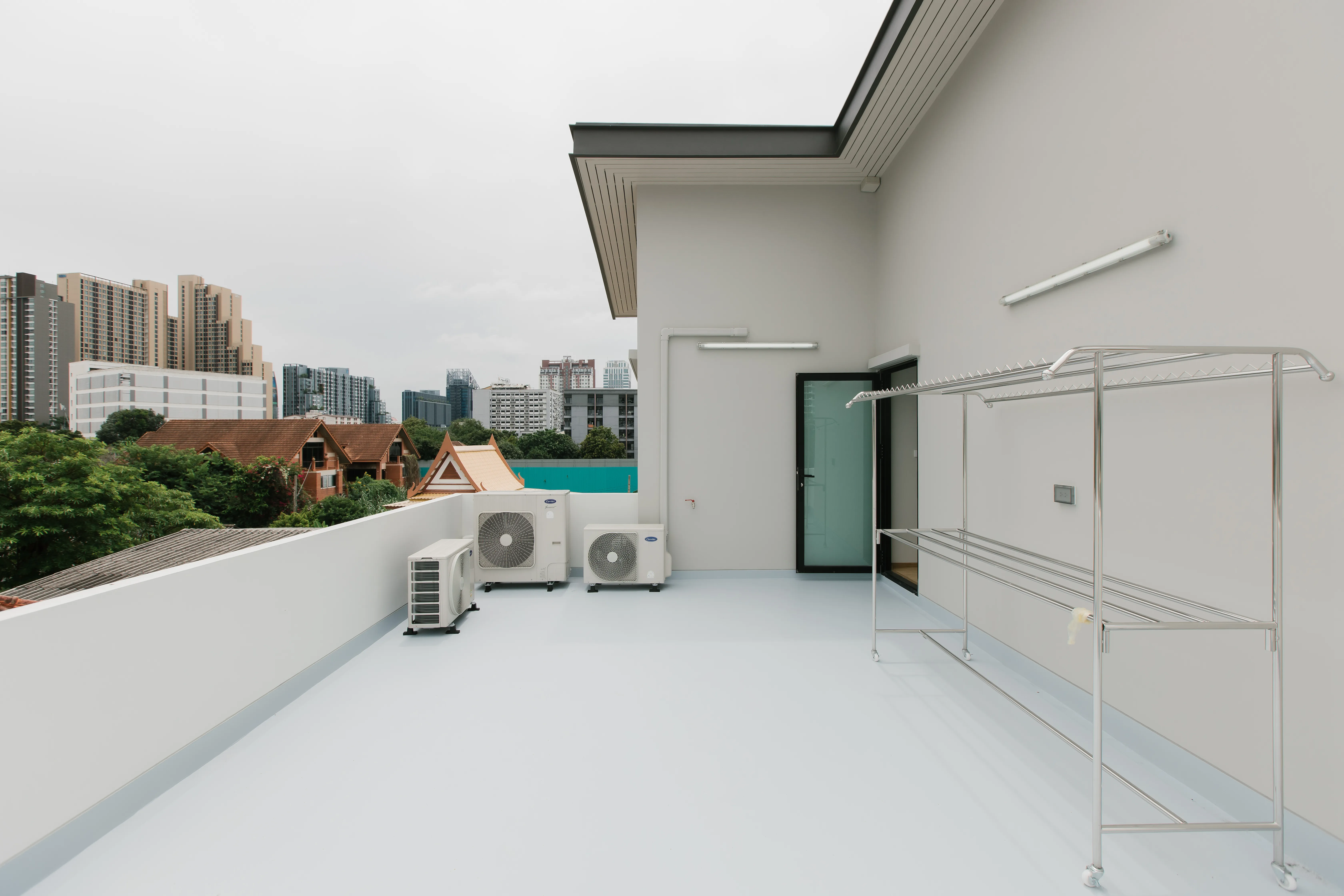 Perfect Life Construction ศูนย์รับสร้างบ้าน ภาพผลงาน บ้านสไตล์ MODERN บ้านคุณเอมมี่คุณแบงค์ รูปที่ 30